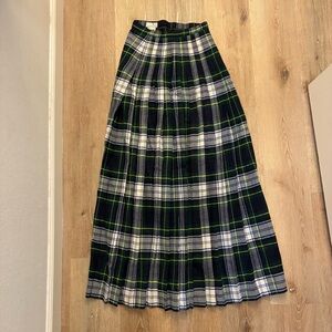 The Scotch House Scottish Tartan Wool Skirt Kilt Made in Scotland